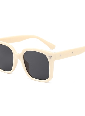 墨镜复古风方形大框黑色太阳镜