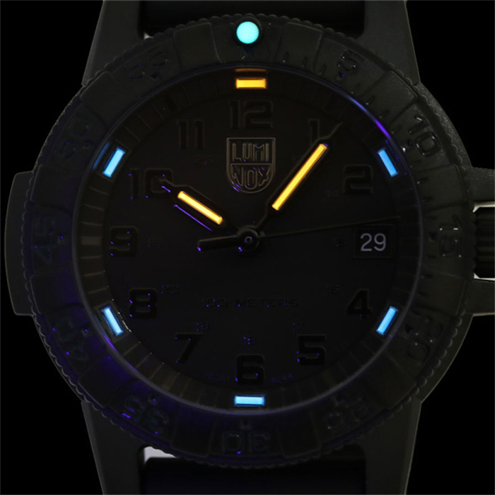 日本代购 Luminox雷美诺时 0301.BO迷你海龟-石墨黑男款运动手表-图0