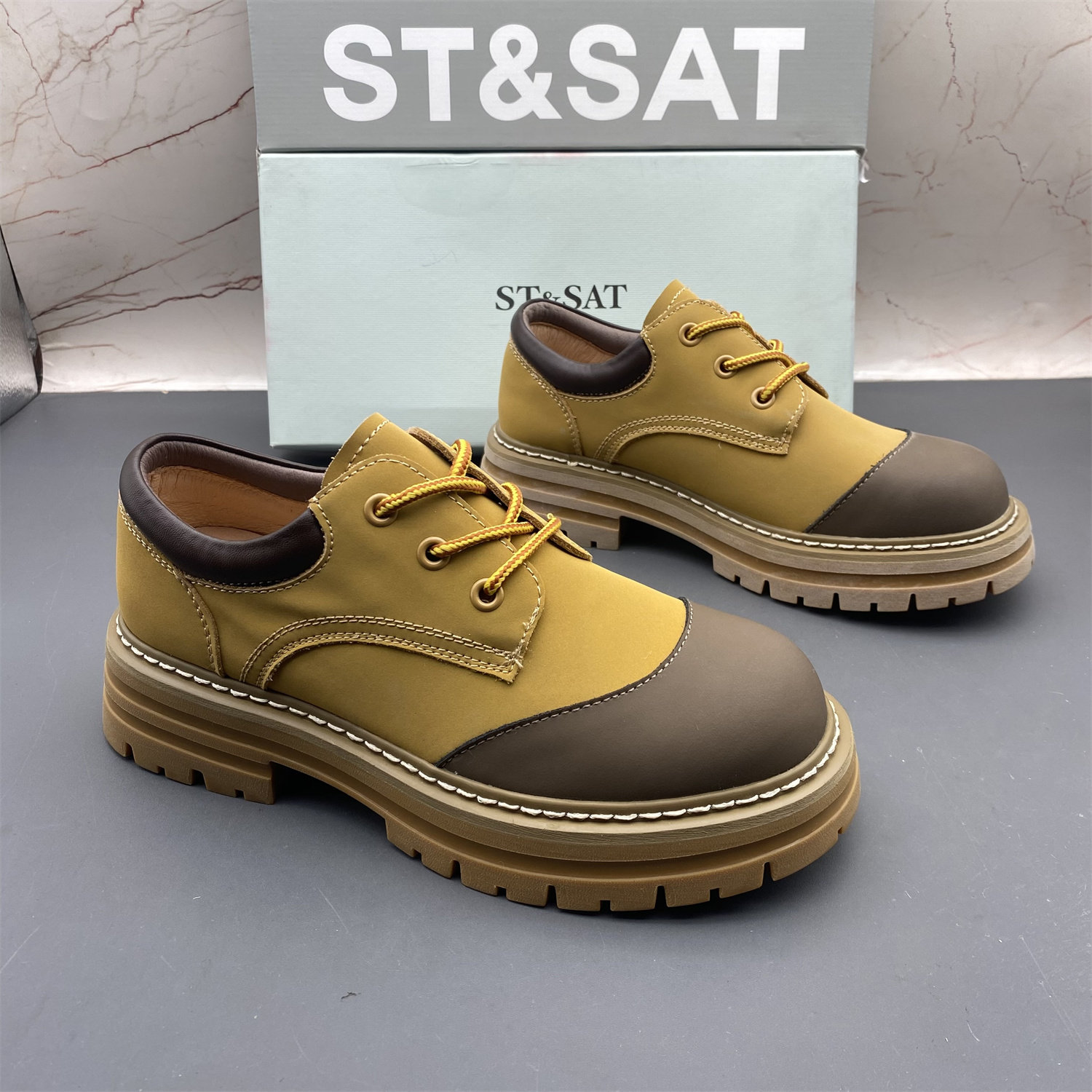 正品ST&SAT星期六撤柜断码真皮女鞋平跟圆头系带日常休闲拼色单鞋,淘宝优惠券,粉丝福利购,淘宝优惠卷