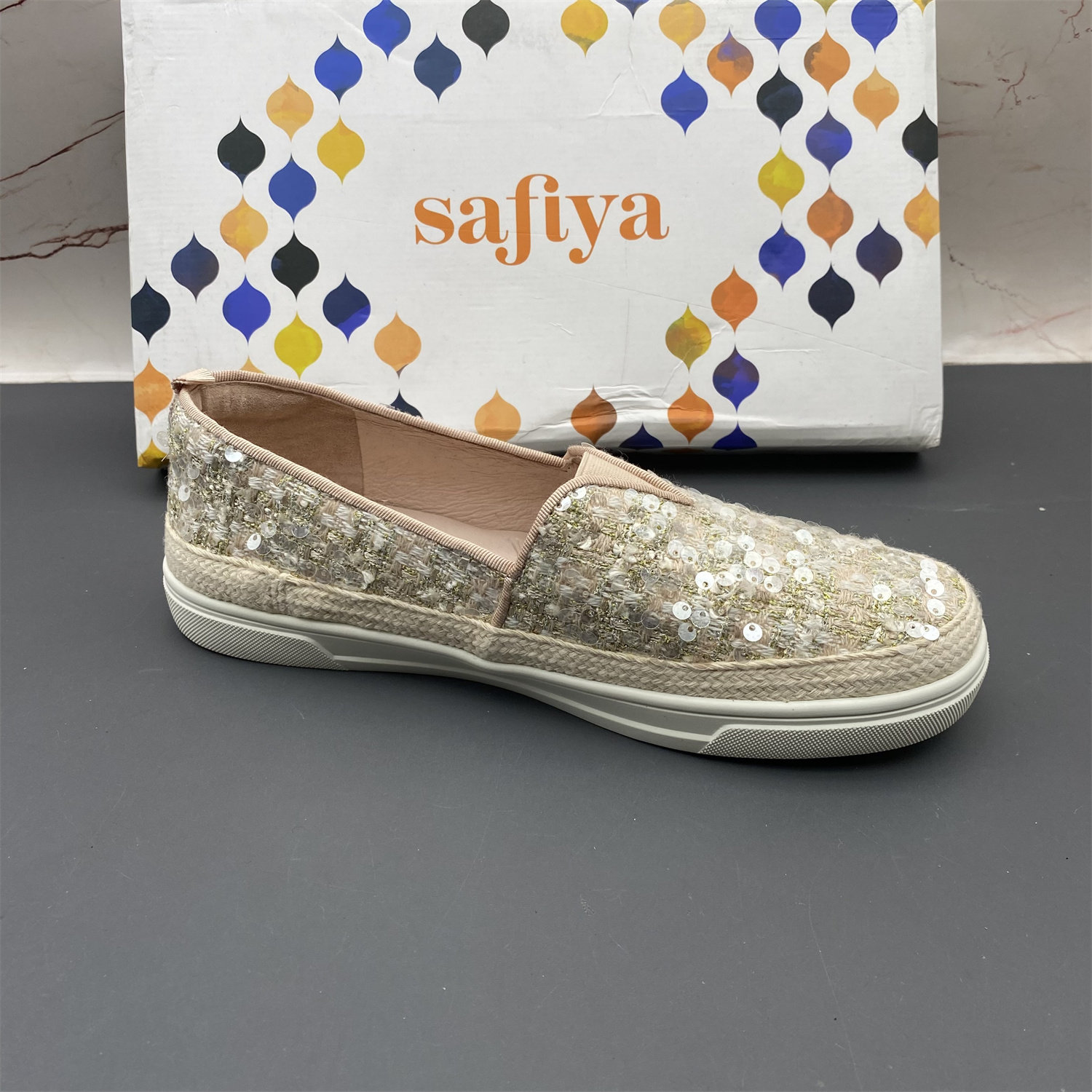 37码Safiya索菲娅撤柜断码处理女鞋亮片圆头中口防滑平底休闲单鞋,淘宝优惠券,粉丝福利购,淘宝优惠卷