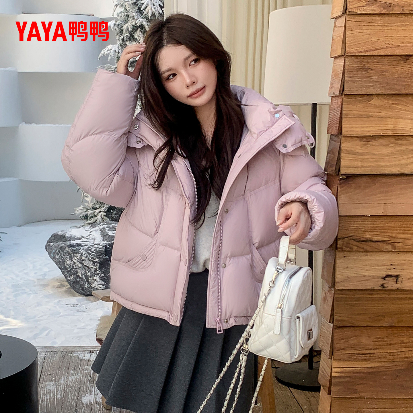 鸭鸭羽绒服女2025冬新品时尚小个子短款加厚立领连帽90鸭绒外套J - 图3