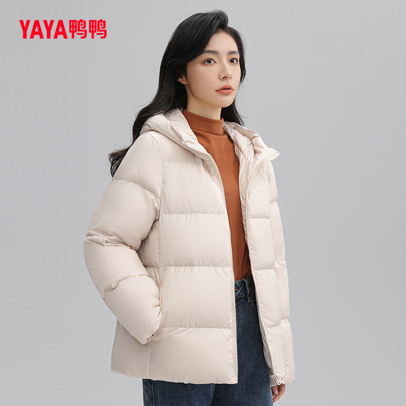  鸭鸭羽绒服