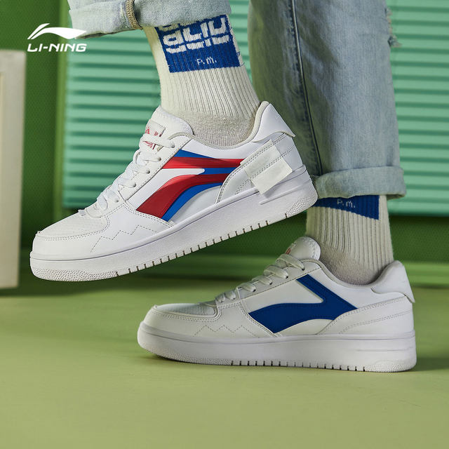 branded casual shoes for women