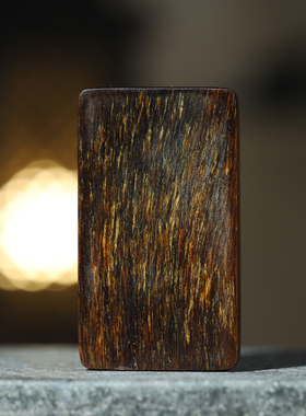 越南芽庄奇楠沉香千手观音牌吊坠