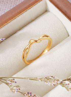 扭结钛钢镀18k金缠绕时尚戒指