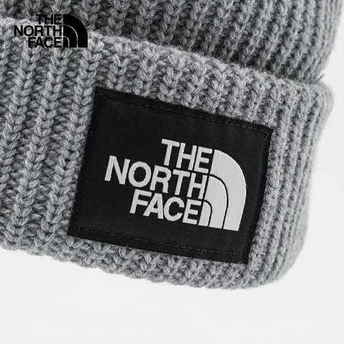 К северу от севера к северу от севера от северной стороны вязаной шляпы на открытом воздухе и теплой весны New | 3fjw