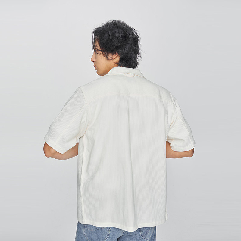 Lee商场同款米白翻领男短袖衬衫