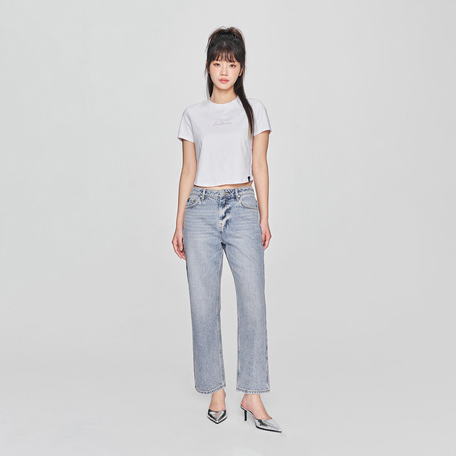 Fit straight Tencel light blue women's jeans and cool pants
