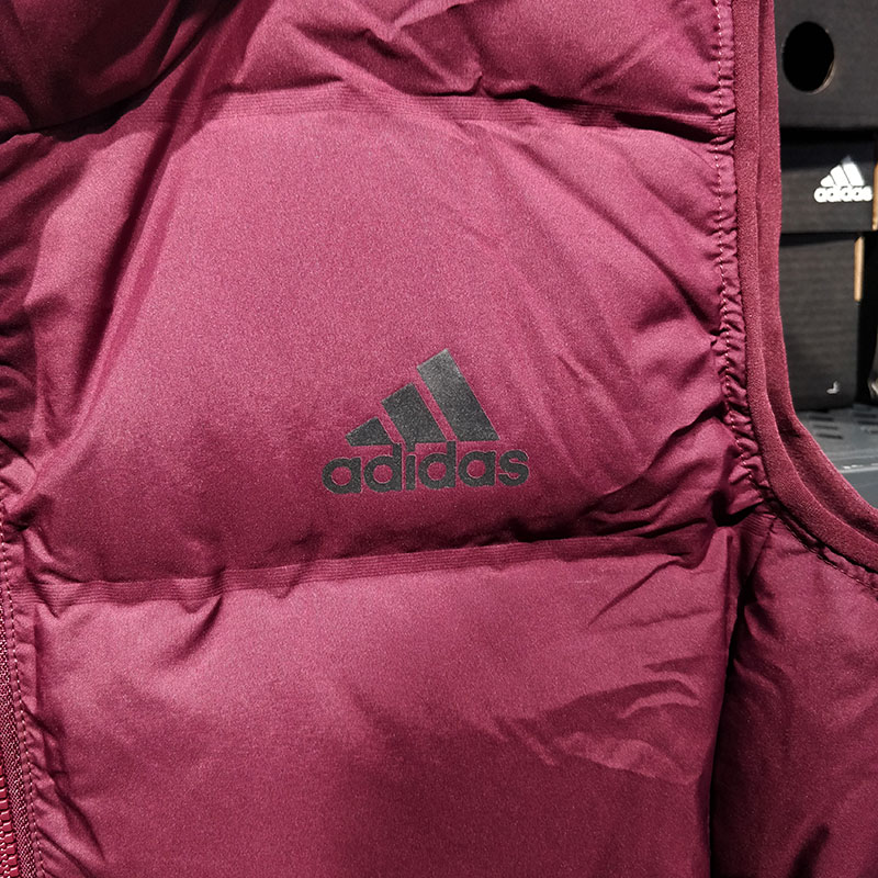 Adidas阿迪达斯外套女2023秋冬款运动连帽保暖背心羽绒马甲DZ1492