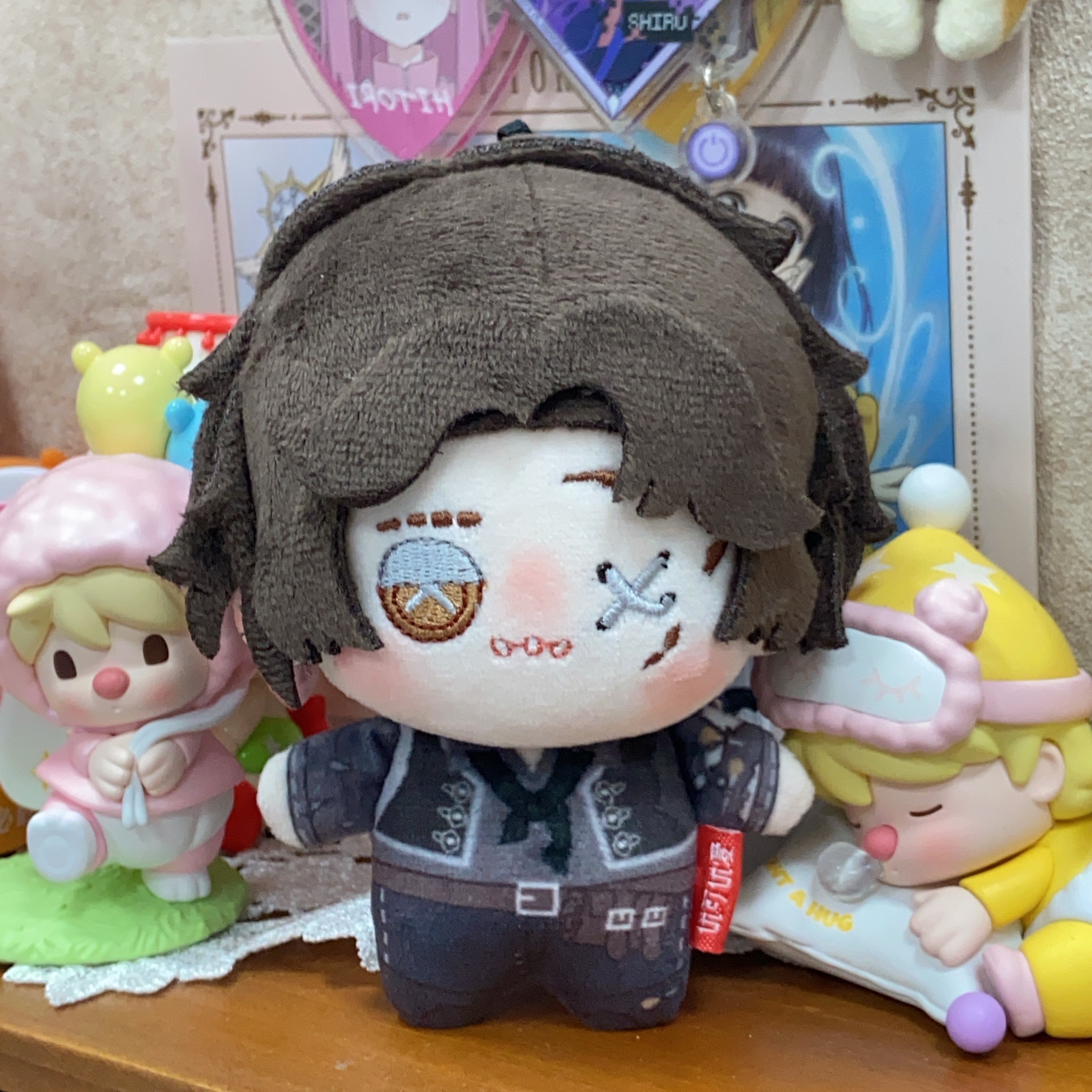 现货木偶师10cm棉花娃娃第五人格系列偶偶玩偶挂件含帽子 - 图1