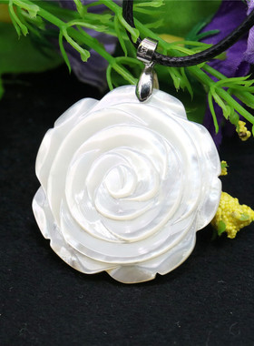 白色天然贝壳甜美风吊坠项链