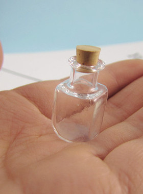 透明加厚方形精油小瓶子扩香吊坠