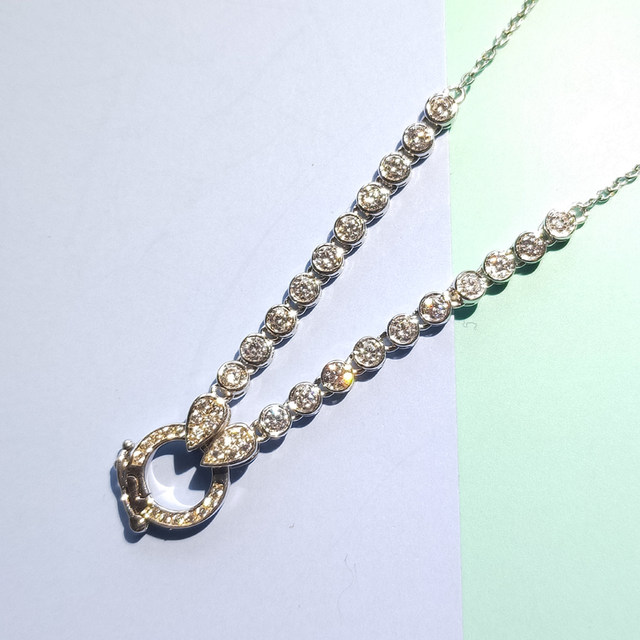Multi-purpose necklace pendant with chain multi-function