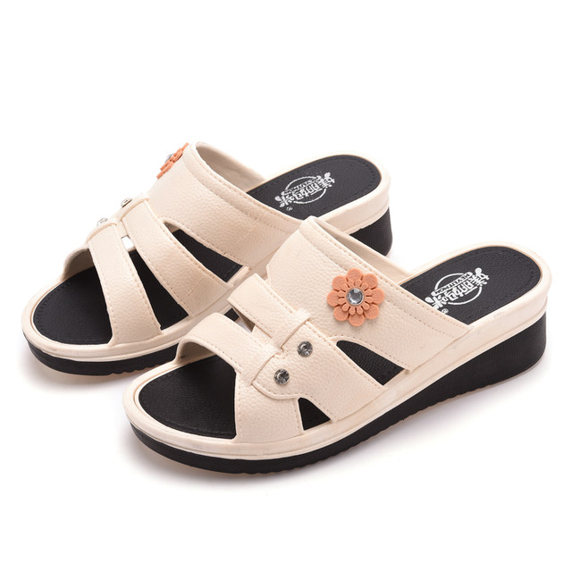 Medium heel women's pure white slippers