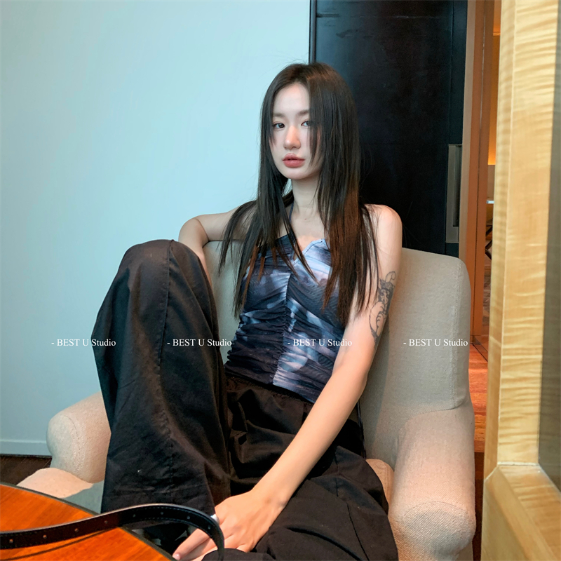 Best U设计感小众水墨晕染挂脖背心女夏季新款百搭网纱短款上衣 - 图2