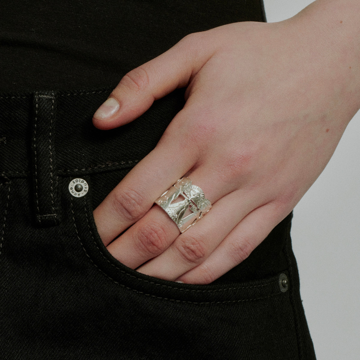 SALE E PEPE pepper and salt sterling silver Poseidon ring