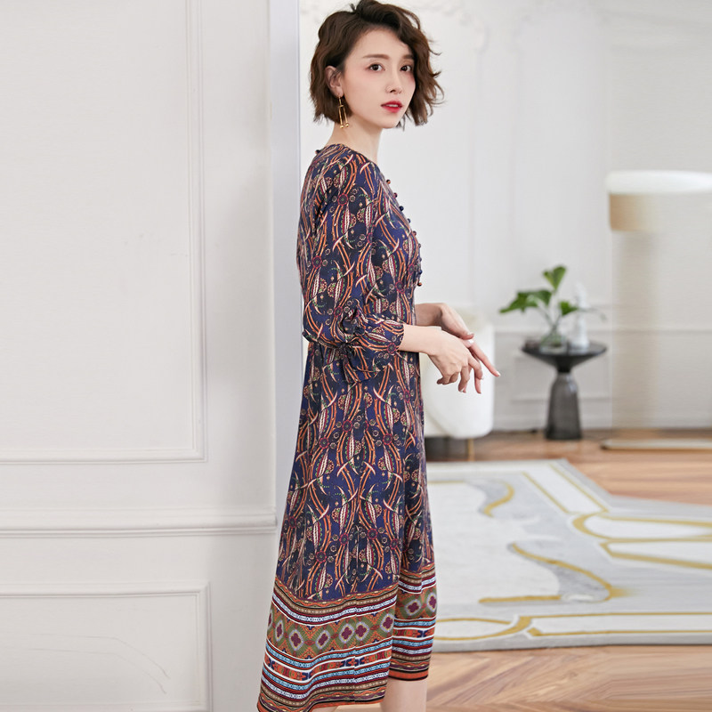 春装2019款女圆领中国风宽松连衣裙 名人瑞裳连衣裙