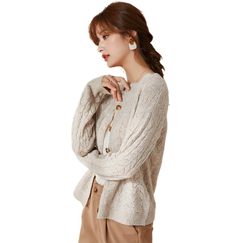 名人瑞裳2020秋季新款温柔外搭开衫 名人瑞裳毛针织衫