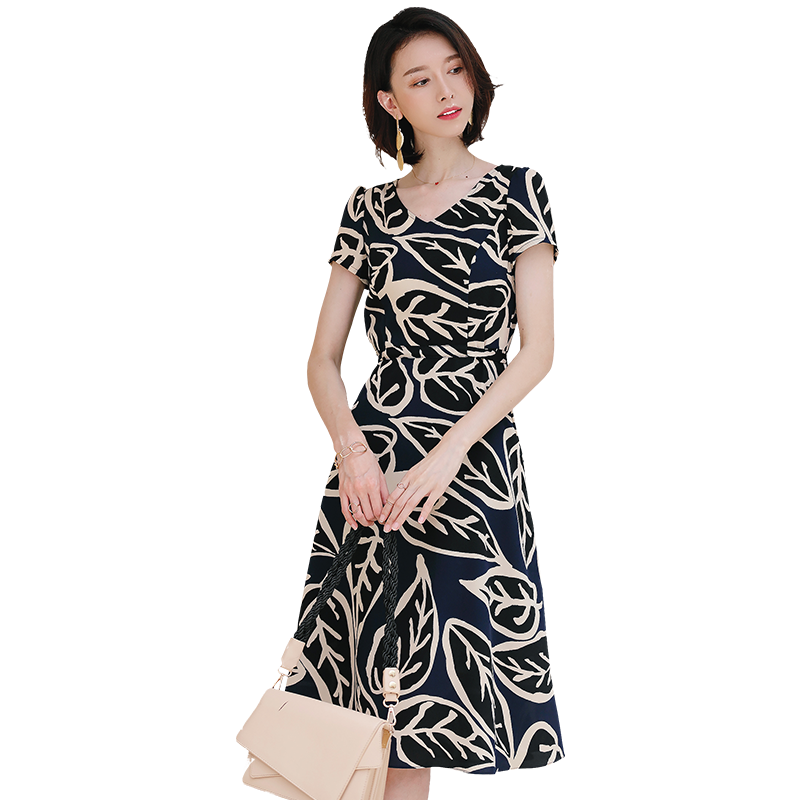 名人瑞裳夏2018新款印花v领连衣裙 名人瑞裳连衣裙
