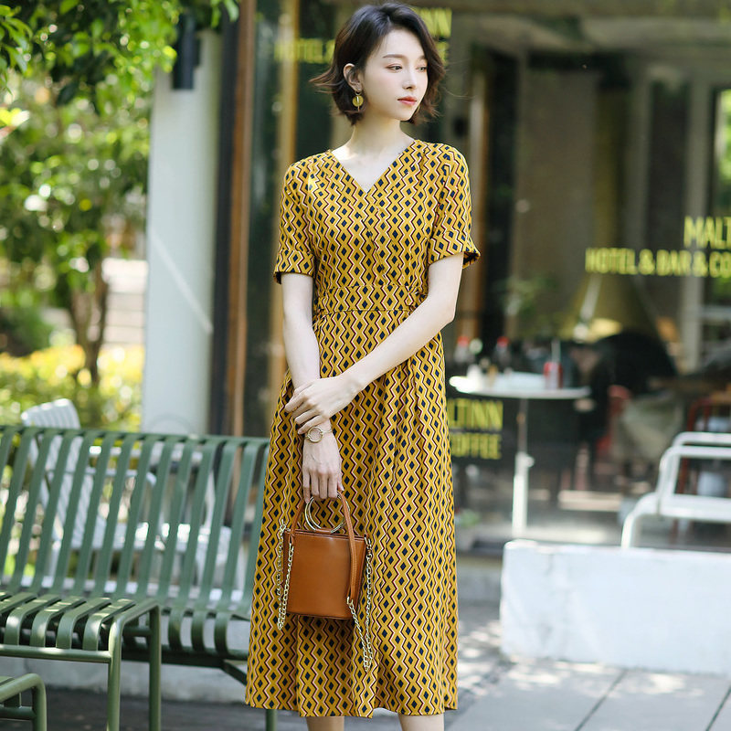 名人瑞裳2018短袖长裙 名人瑞裳连衣裙