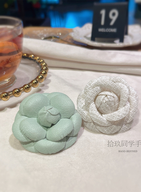 森系文艺清新绿色复古皮质胸针