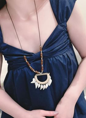 新款美拉德复古串珠编织海螺吊坠项链黑色锁骨链颈链小众时尚配饰