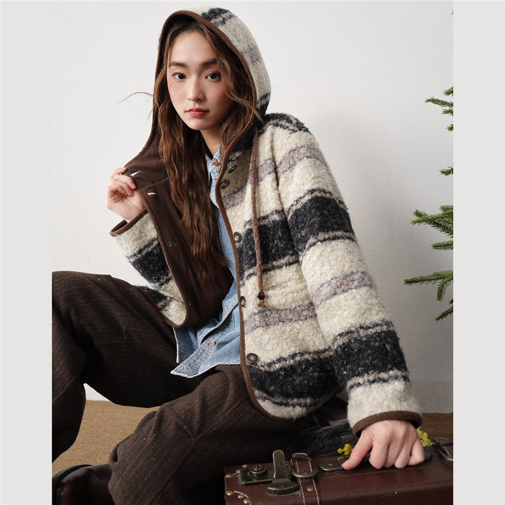 设计师款佐丹奴绒感夹克女宽松撞色条纹连帽圈圈毛呢外套18375520,淘宝优惠券,粉丝福利购,淘宝优惠卷