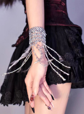 洛丽塔哥特朋克手工串珠流苏吊须手链弹力手臂链手部装饰配饰