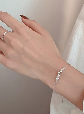 s925银叶子手链女款韩版小清新银杏叶文艺甜美设计感手饰品送女友