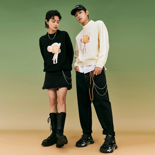 Осенний свитер подходит для мужчин и женщин, трендовый мультяшный трикотажный кардиган для влюбленных