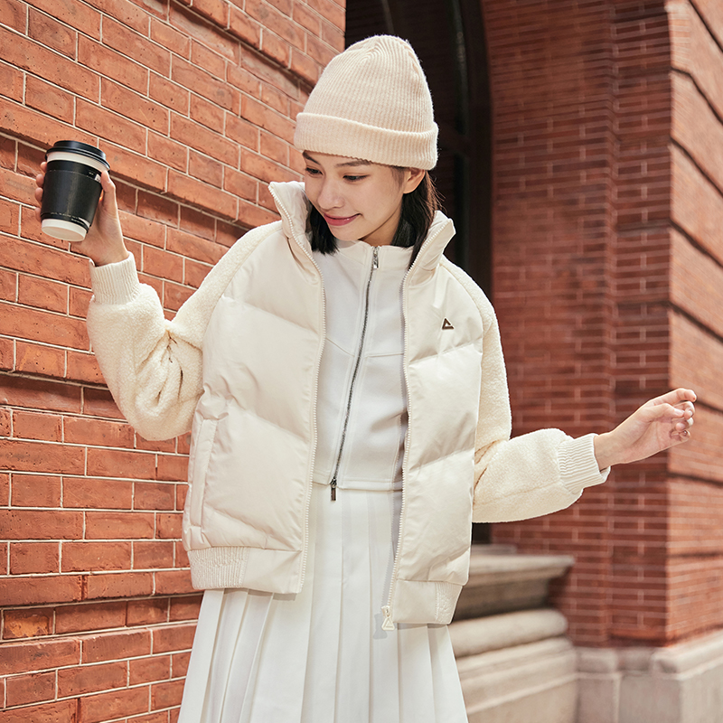  匹克运动羽绒服