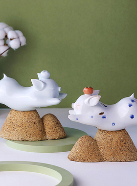 又见梨花陶瓷飞猪桌面装饰摆件