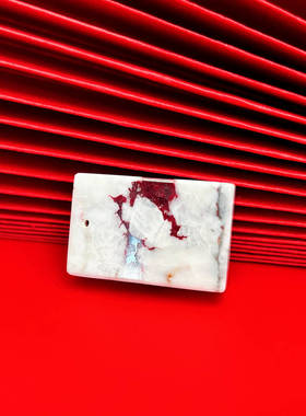 万山天然朱砂晶体无事牌吊坠