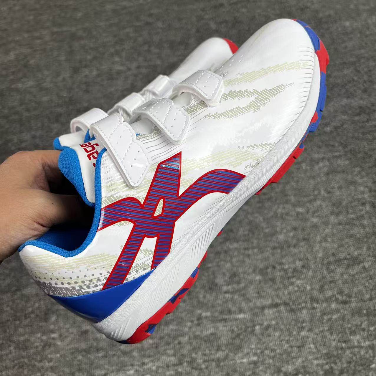 专业棒球鞋垒球鞋时尚防滑耐磨防水轻快比赛训练魔术贴成人青少年,淘宝优惠券,粉丝福利购,淘宝优惠卷