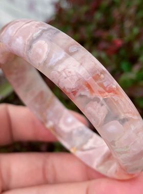 天然粉红色百搭飘花礼物玛瑙手镯