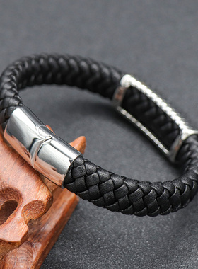 朋克风潮人钛钢刻字定制黑色皮绳