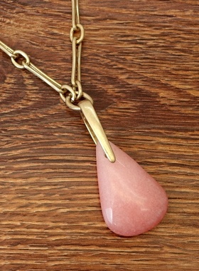 大水滴造型粉色天然原石设计师腔调森女文艺范别致个性项链