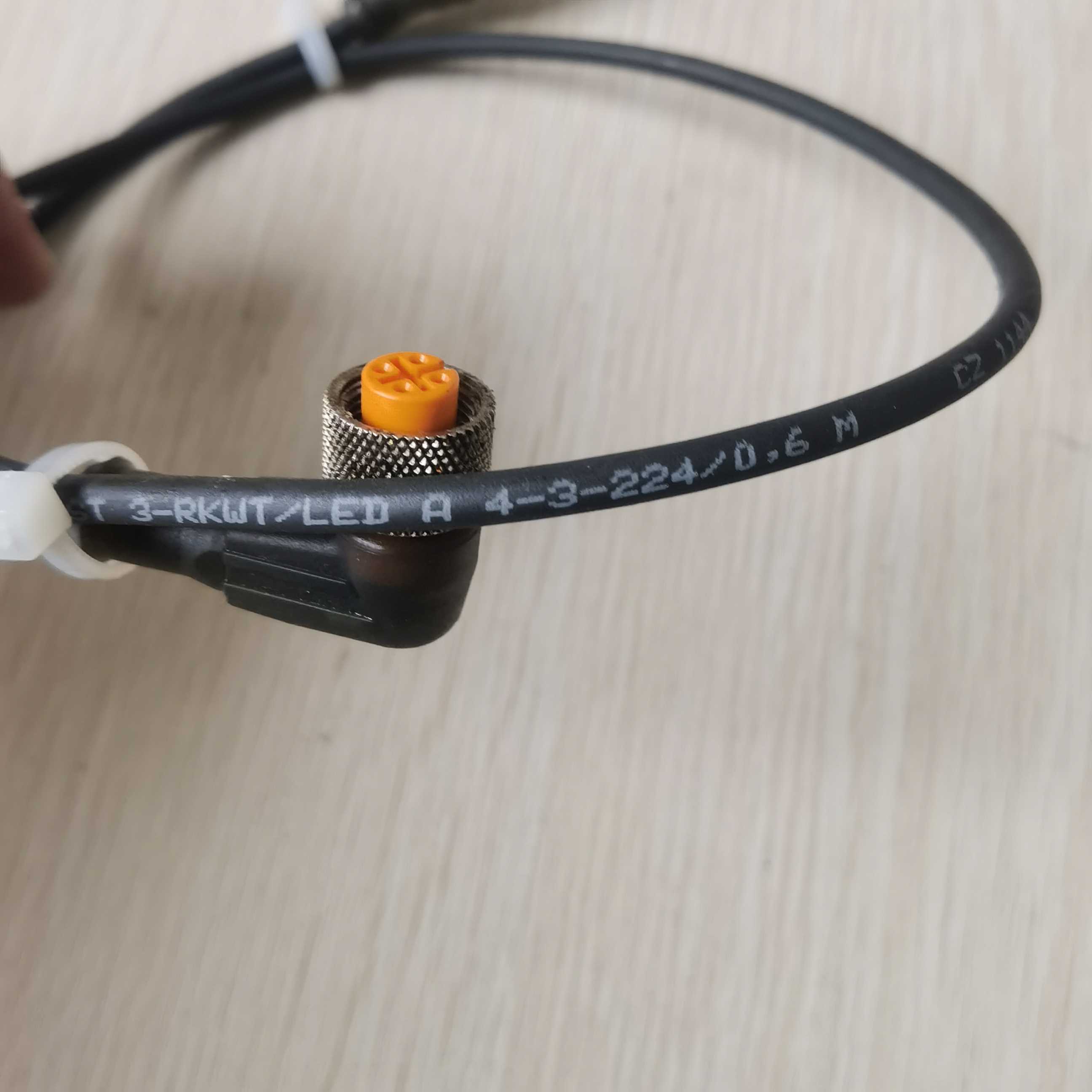 现货促销 全新原装 Lumberg 隆堡 RST 3 RKWT/LED A 4-3-224/0.6M - 图0