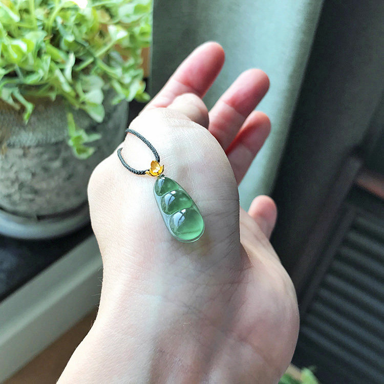 缅甸料 天然A货翡翠福豆子冰种深绿色起胶光小四季豆迷你吊坠证书,淘宝优惠券,粉丝福利购,淘宝优惠卷