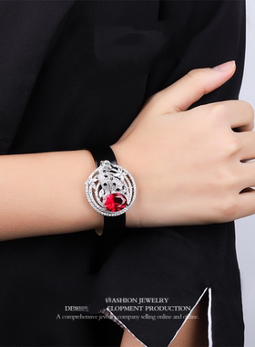 新款s925银豹子红色彩宝皮带手链时尚气质奢华大气高级感个性手镯