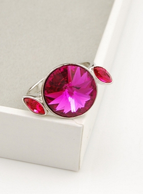 断码清仓仅剩2件卖完下架手工镶嵌奥地利水晶大闪钻戒指