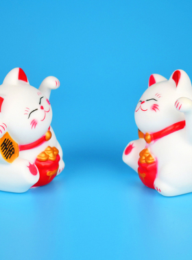 可爱招财猫搪胶公仔儿童玩具家居办公创意摆件甜品台烘焙蛋糕装饰