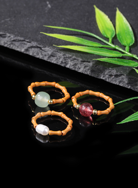 天然珍珠草莓晶橄榄核串珠戒指