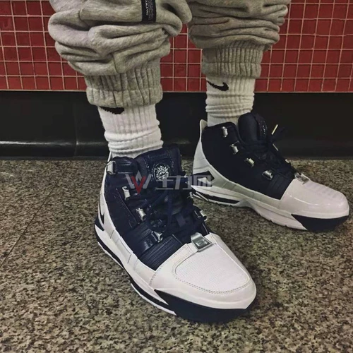 Counter подлинный Nike Zoom Lebron James LBJ 3 баскетбольные туфли AO2434-103-001