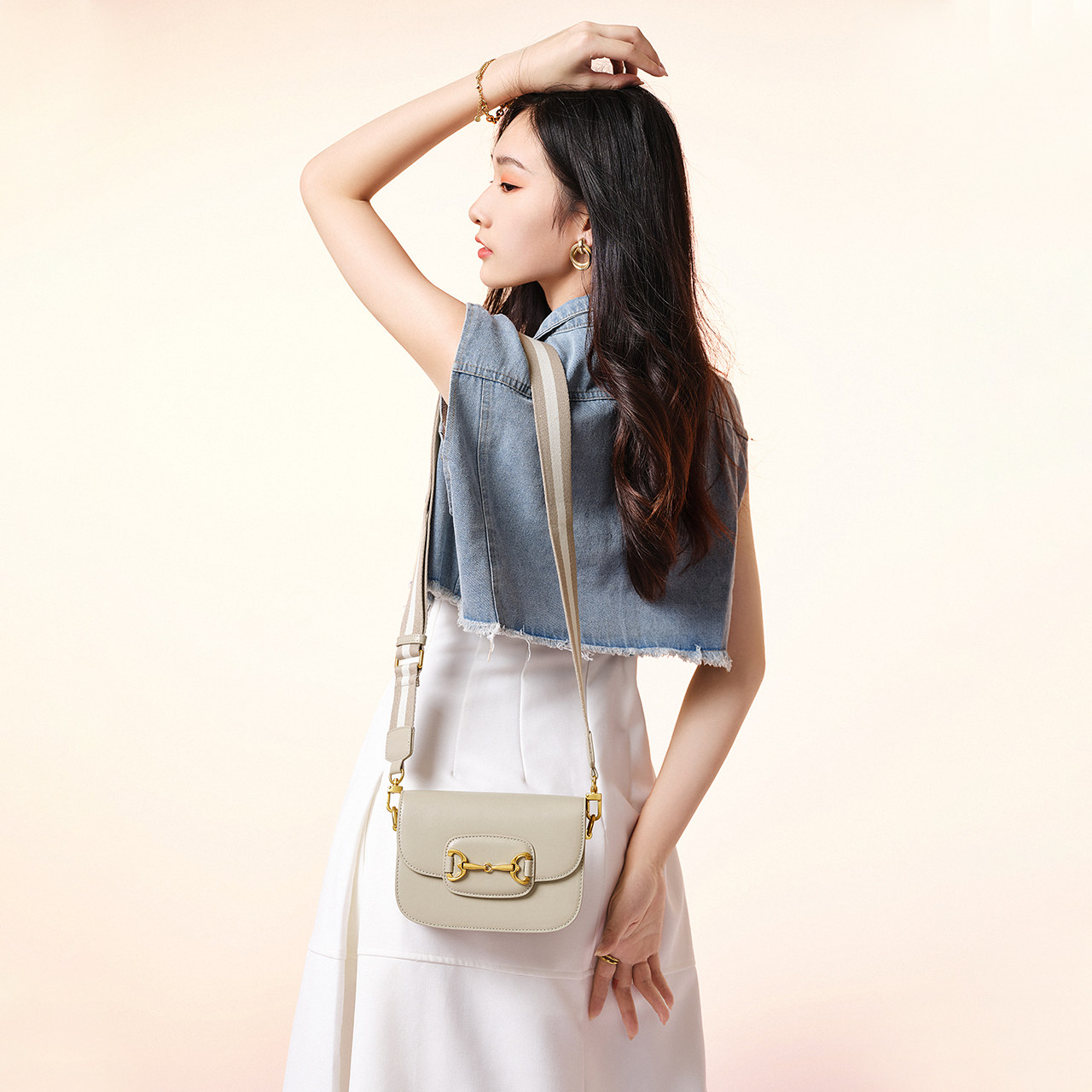 百丽休闲2021秋新商场同款斜挎包包 BELLE百丽箱包女士包袋