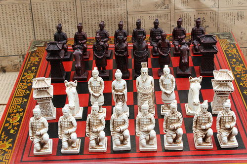 复古国际象棋兵马俑象棋立体人物象棋创意象棋木制棋盘圣诞节礼品 - 图2