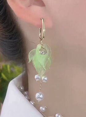 思慕琦气质合金女水钻花瓣耳环