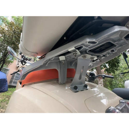 适用派方踏板摩托车车铝合金尾箱架后尾架尾翼加厚小星星后货架 - 图0