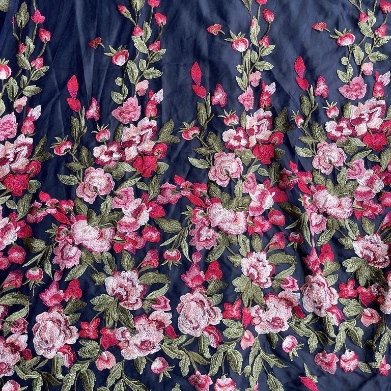 礼服刺绣面料重工蕾丝花朵渐变网纱粉色欧美服装布料尾料定制 - 图3