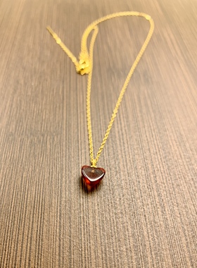 天然莫桑石榴石爱心小清新吊坠项链